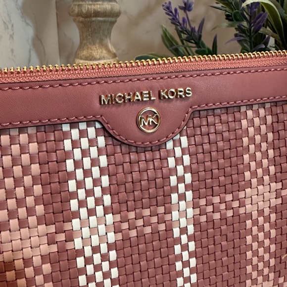 Michael Kors Jet Set Charm Leather Wristlet in Rose - Picture 3 of 9